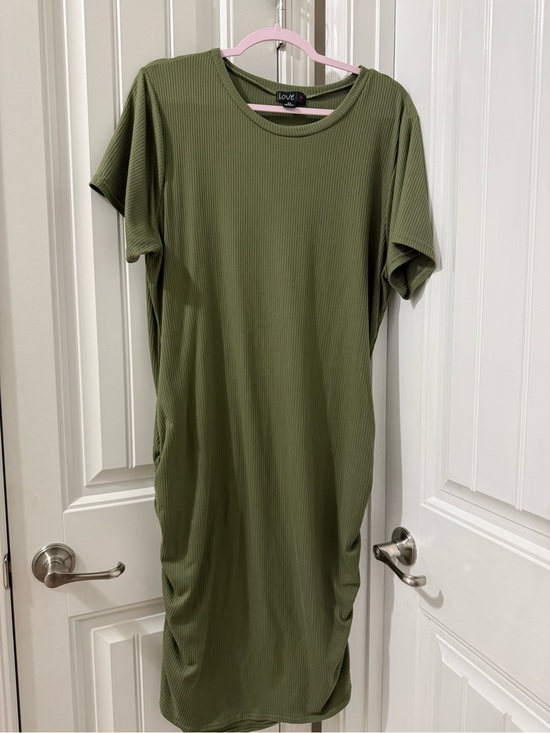 Love Dresses & Skirts - Love Olive Ribbed Short-Sleeve Midi Dress
